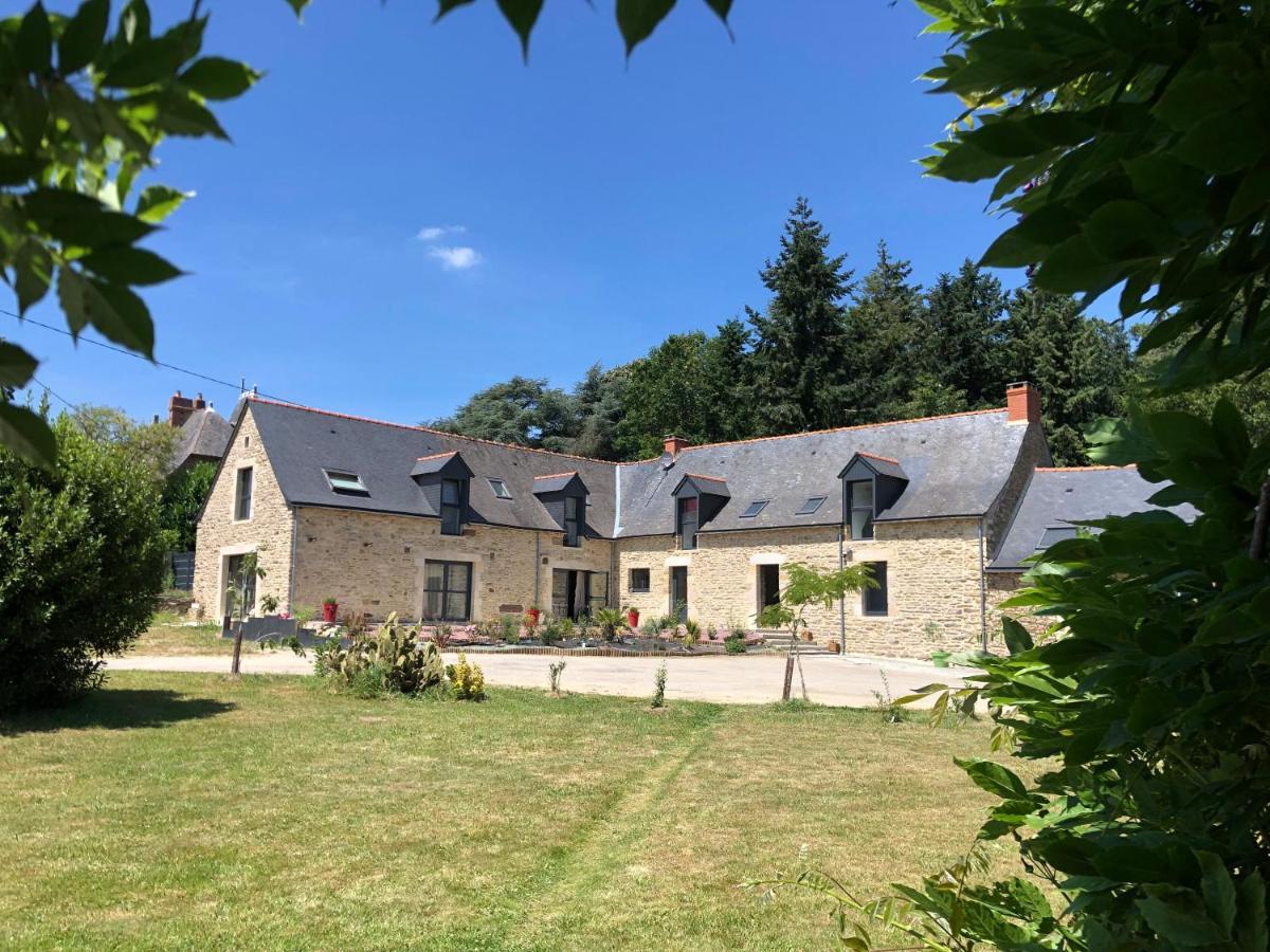 Domaine De La Prevostais Bed and Breakfast Pleucadeuc Exteriör bild