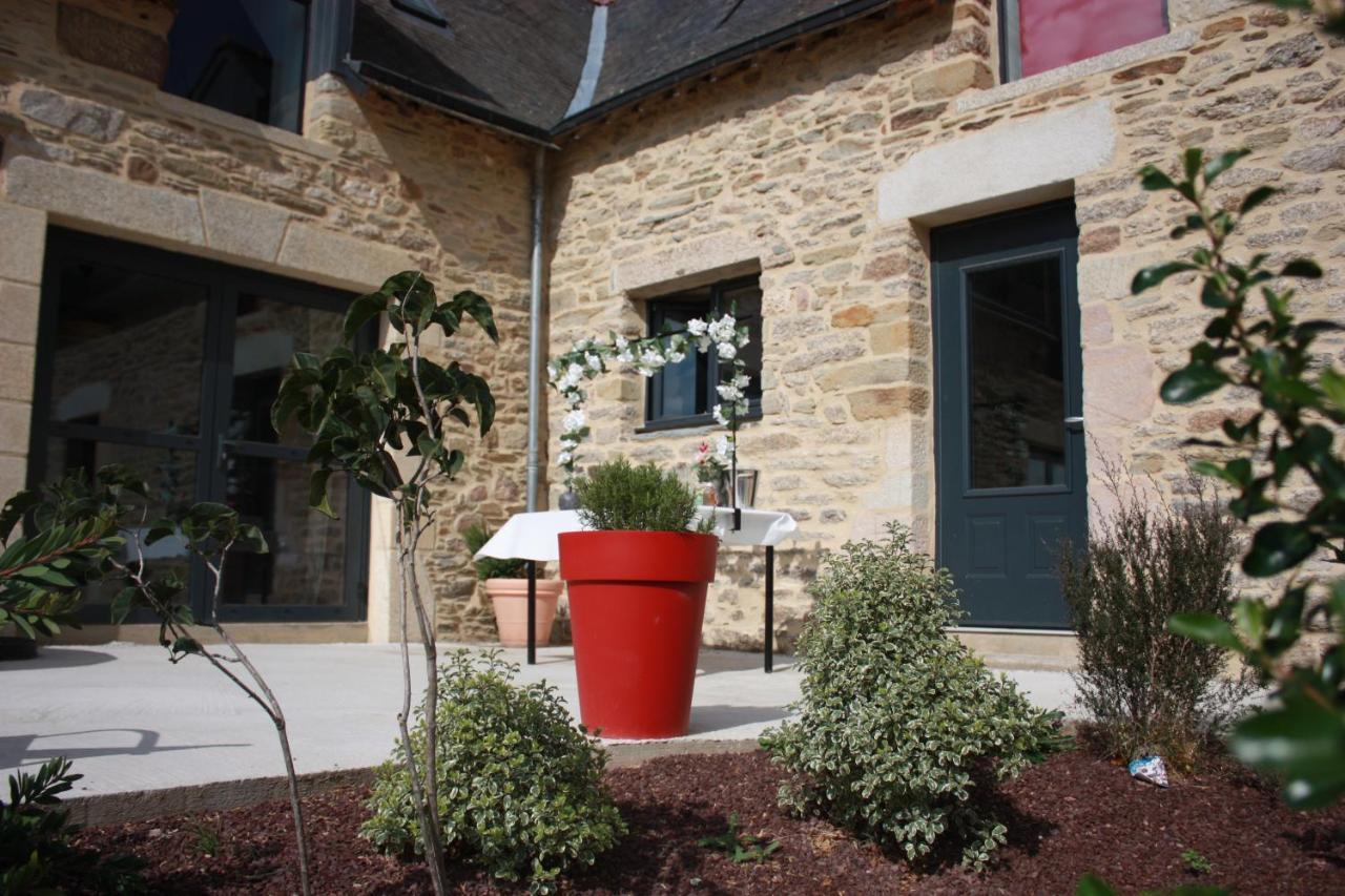 Domaine De La Prevostais Bed and Breakfast Pleucadeuc Exteriör bild